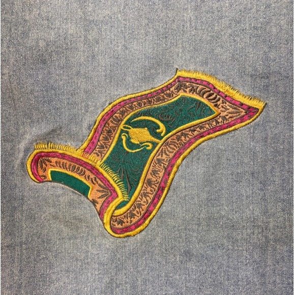 Vintage Aladdin Las Vegas Denim Jacket Light Wash Embroidered Magic Carpet XL - Picture 5 of 7